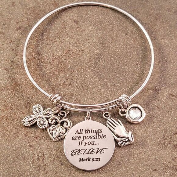 Expandable Believe All Things Are Possible Saying Charm Bracelet - Picture 1 of 2